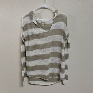 Lucky brand pullover